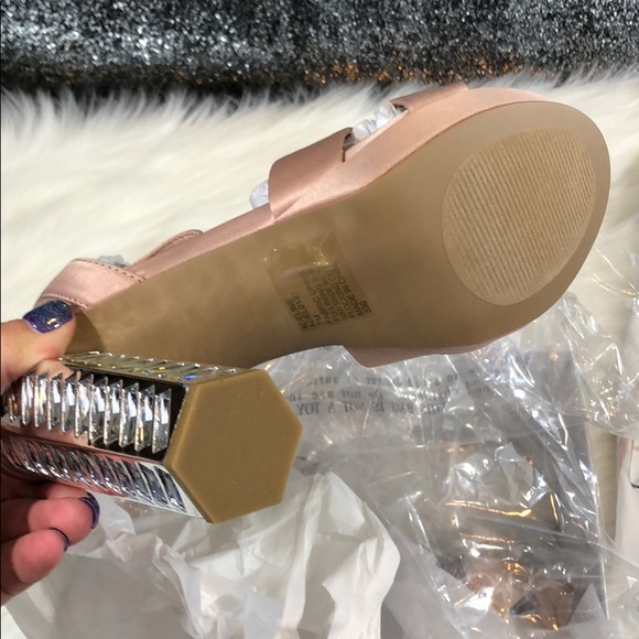 Steve Madden blush silver jeweled heel - Picture 4 of 8